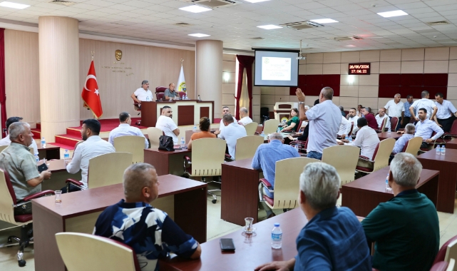 Yüreğir’in Sorunları ‘Beyin Fırtınası’nda Masaya Yatırılıyor