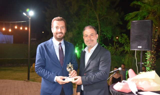 Başkan Kadir Aydar, Yılın En Başarılı Belediye Başkanı Seçildi