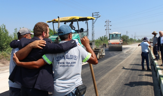 Ceyhan'da Yol Genişletme Çalışmalarıyla Tek Şerit Tarih Oluyor