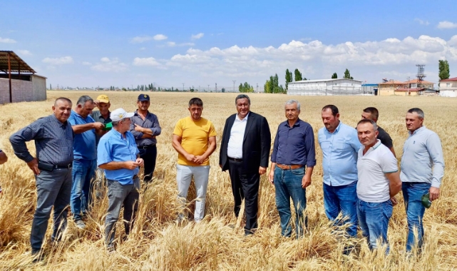 Gürer:''Çiftçi Banka ve Tefecilerin Eline Düştü''