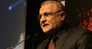 Kenan Işık 10 Yıllık Yaşam Mücadelesini Kaybetti