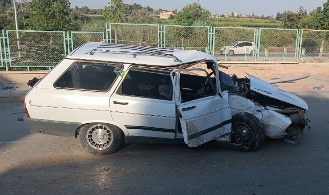 Kontrolden Çıktı, Aydınlatma Direğine Çarptı