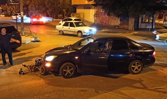Otomobille Çarpışan Bisikletli Genç Yaralandı