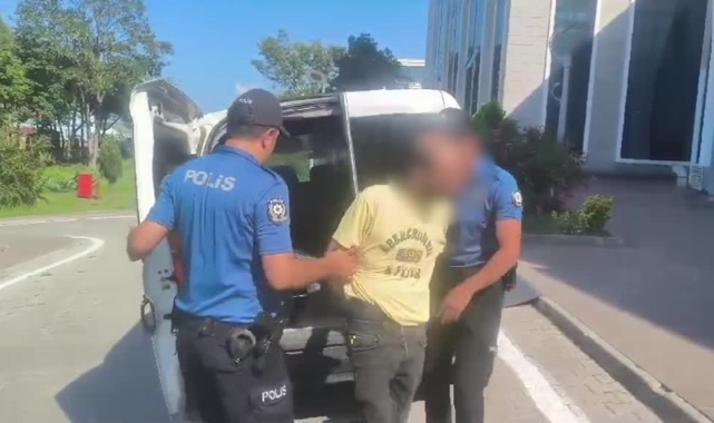 Uyuşturucu Kullanmaktan Aranıyordu, Uyuşturucuyla Yakalandı