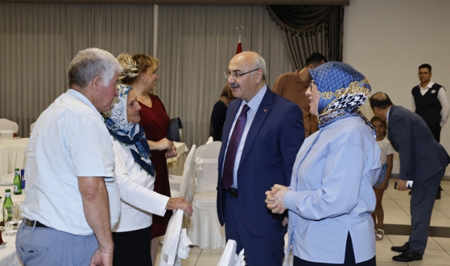 Vali Köşger, Şehit Aileleri ve Gazilerin Yemek Programına Katıldı