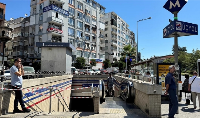 Yürüyen Merdiven Ters Yöne Hareket Etti:9 Yaralı