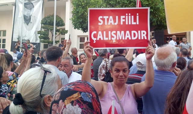 Adanalı Staj Ve Çıraklık Mağdurları Hak Mücadelesini Sürdürüyor
