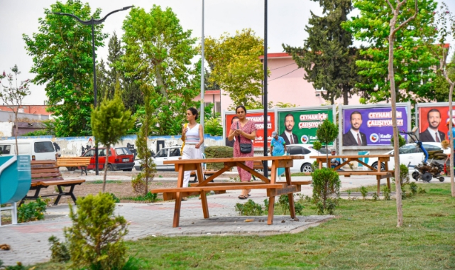 Ceyhan Belediyesi’nden Çarşı Merkezine Yepyeni Bir Yeşil Alan