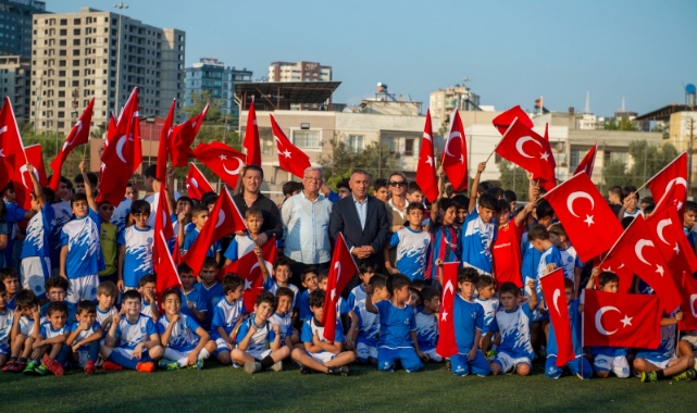 Geleceğin Yıldızları Seyhan’da Yetişiyor