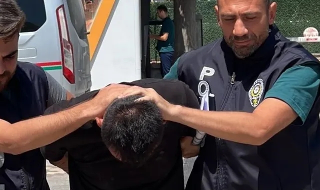 Manisa'da Sokakta Eşini Darbeden Kişi Tutuklandı