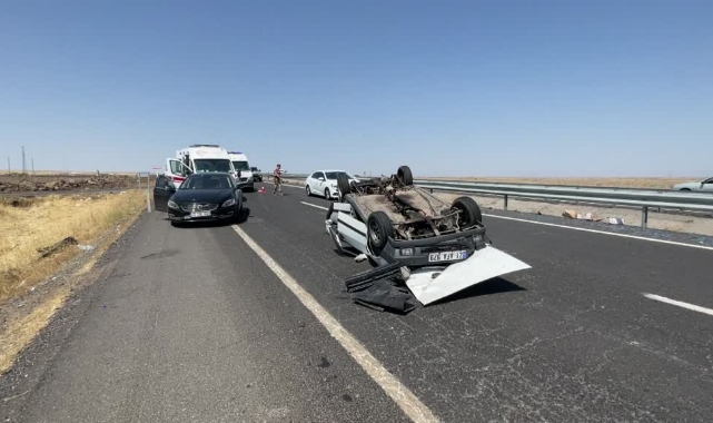 Refüje Çarpıp Devrildi