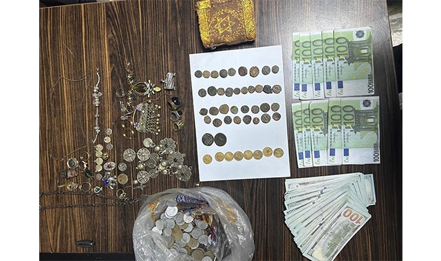 Tarihi Eser Niteliğinde Objeler Ele Geçirildi