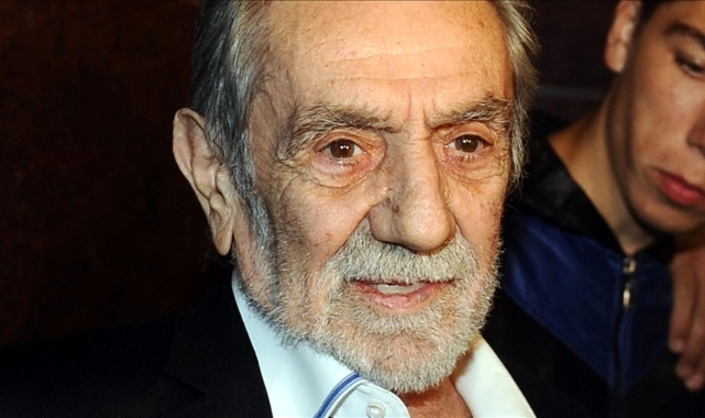 Ünlü Oyuncu Aydemir Akbaş Hayatını Kaybetti