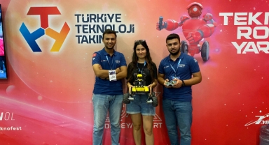 1.5 Adana APS Robotik Takımı,Robolig Yarışması'nda Dereceye Girdi