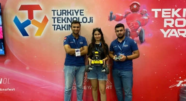 1.5 Adana APS Robotik Takımı,Robolig Yarışması'nda Dereceye Girdi