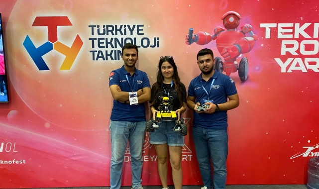 1.5 Adana APS Robotik Takımı,Robolig Yarışması'nda Dereceye Girdi