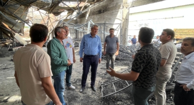 Barut, Yangınzede Esnafı Ziyaret Etti, ''Koruyucu Sigorta'' Çağrısı Yaptı