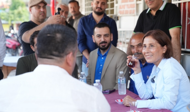 Başkan Tekin Sokak Sokak Gezdi,Vatandaşı Dinledi