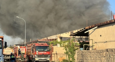 Fabrikada Korkutan Yangın