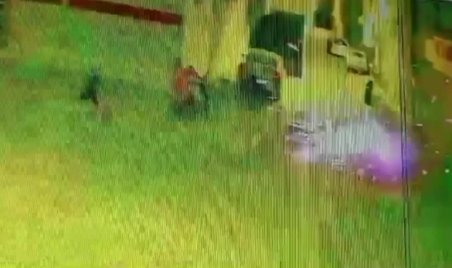 Önce Silah Sonra Patlayıcıyla Saldırdılar!
