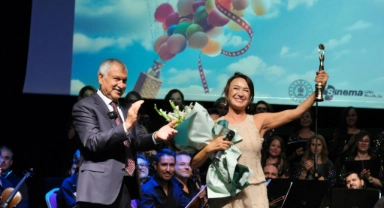 ''Onur Ödülleri'' Demet Akbağ ve Uğur Polat’a Verildi