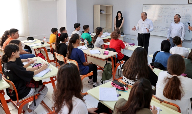 Yüreğir Belediyesi Ücretsiz LGS Hazırlık Kursları Başladı