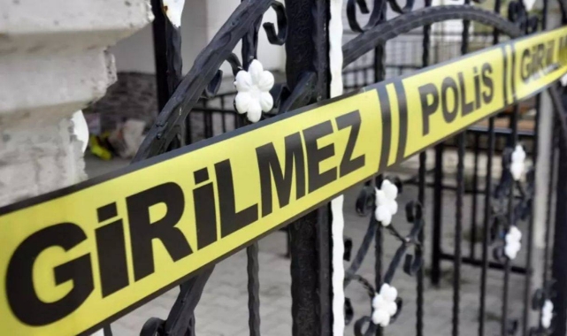 Aile Dehşeti! Oğlunu Silahla Öldürdü, Eşini Ağır Yaraladı