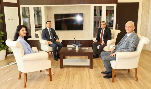 Avukatlar İçin Sigara İçme Yeri Olacak