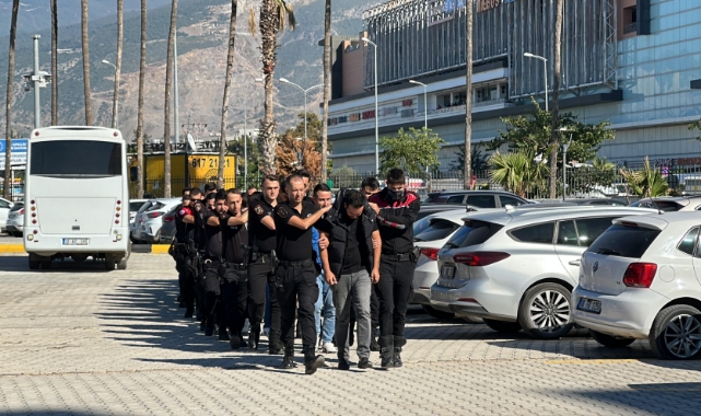 Kan Örnekleri Dolandırıcılık Şebekesini Çökertti
