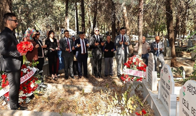 ''Meslek Şehitlerimizi Saygıyla Anıyoruz''