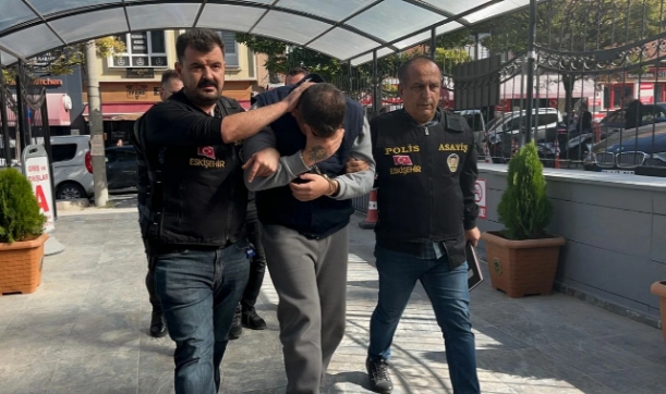 ''MİT Görevlisiyiz'' Yalanıyla Dolandırıcılık