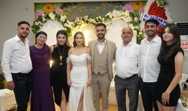 ​​​​​​​Muhteşem Nişan