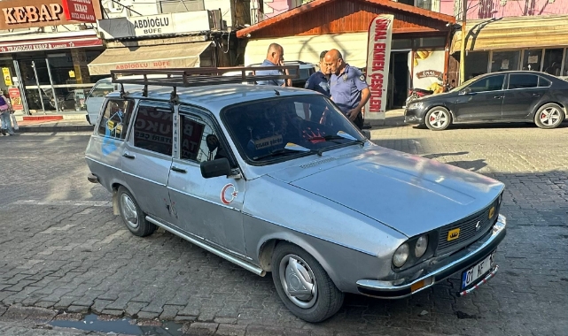 Polisin Peşlerine Düştüğü Hırsızlar Araçlarını Bırakıp Kaçtı