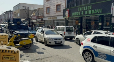 Yolda El Bombası Bulundu