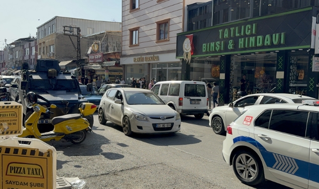 Yolda El Bombası Bulundu