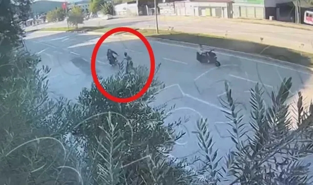 Yolun Karşısına Geçen Yaşlı Adama Motosiklet Çarptı