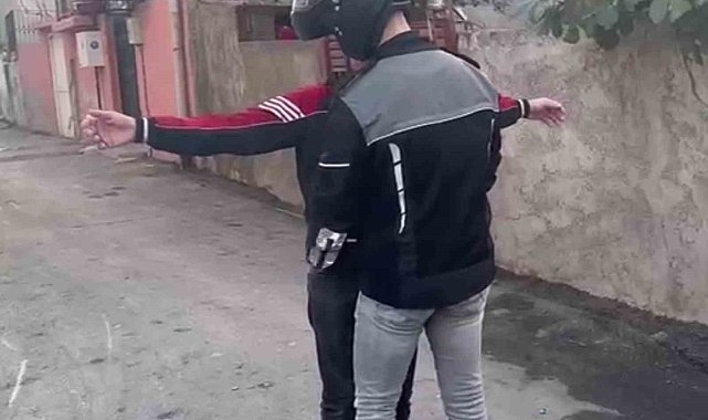Adana'da 'Narko Alan Uygulaması':Uyuşturucuyla Yakalandılar