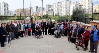 Adana Huzurevi Sakinleri Atatürk'ü Andı
