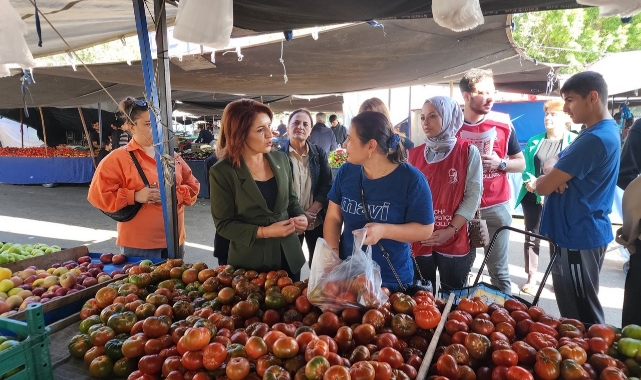 Adana Pazarlarında Ekonomi Alarmı:''Vatandaşın Alım Gücü Tükeniyor''