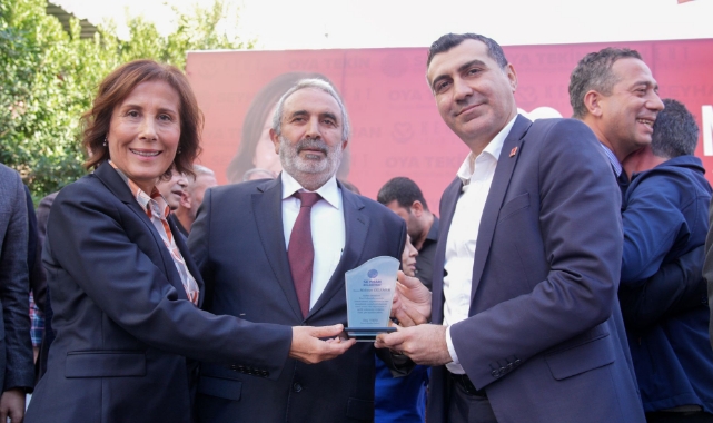 Askıda Yemeğe Teşekkür Plaketi