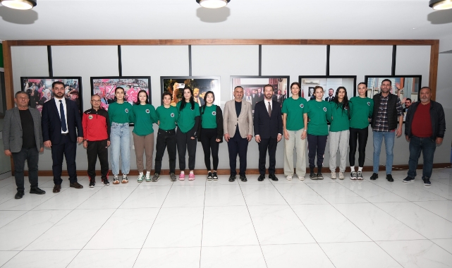 Ceyhan Basketbol Akademi’den Başkan Kadir Aydar’a Ziyaret