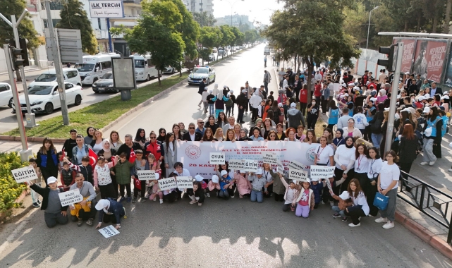 Çocuk Haklarına Dikkati Çekmek İçin Yürüdüler