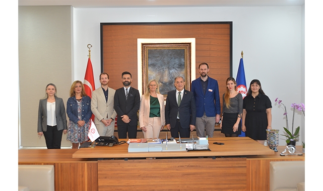 Hollandalı Akademisyenlerden ATÜ’ye Ziyaret