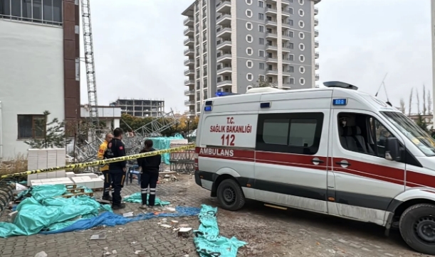 İnşaat İskelesi Çöktü,2 İşçi Öldü