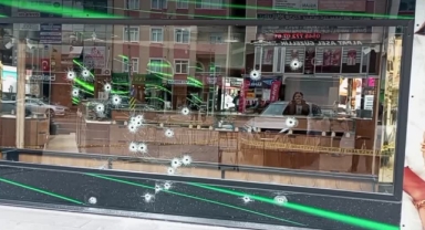 Kuyumcu Dükkanına Kurşun Yağdırdılar!