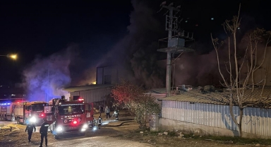 Mobilya İmalathanesinde Yangın