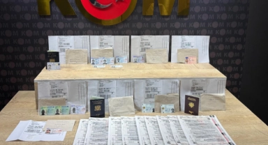 Resmi Belgede Sahtecilik Yapan 3 Şüpheli Gözaltına Alındı