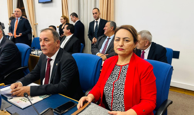 Şevkin'den Bakan Kurum'a ''Deprem'' Tepkisi:''İstifa Edeceğine Ödüllendirildi!''