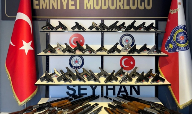 Seyhan'da 61 Silah Ele Geçirildi
