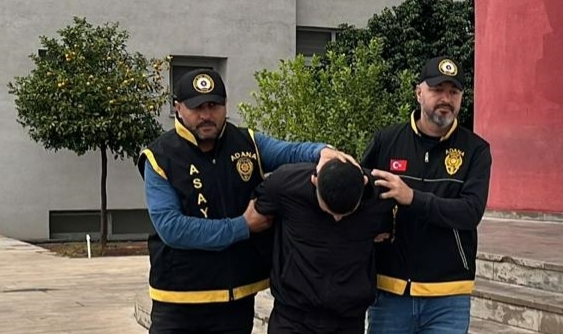 Sosyal Medya Hesabından Polislere Hakaret Etti!